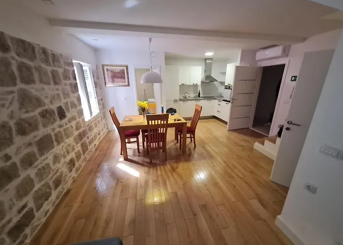 Centar Terace Apartmenets شقة *